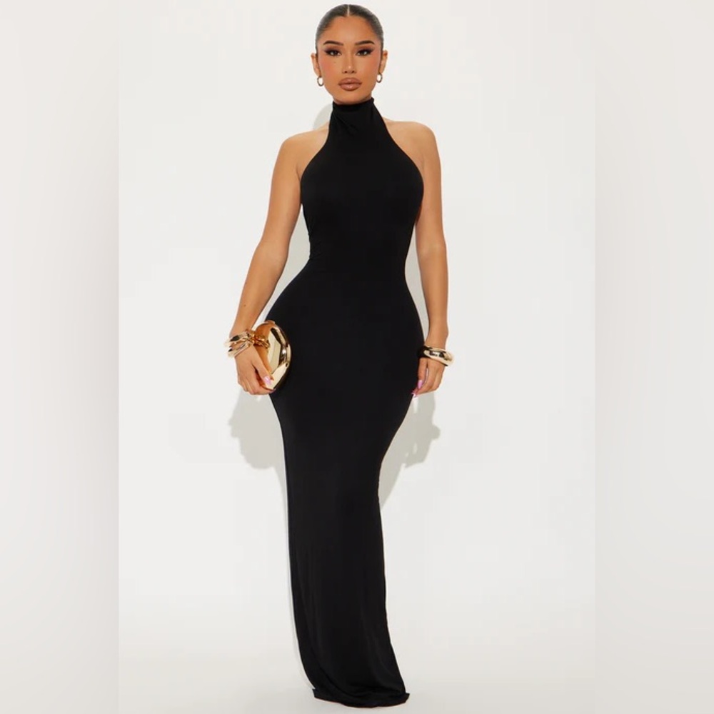 Elegant Black Halter Maxi Dress